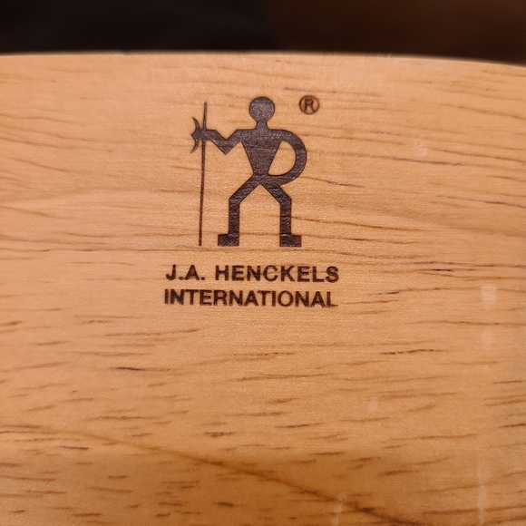 Vintage JA Henckels wooden maple large reversible carving board - Picture 10 of 10